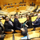 Presidentes de diputaciones gobernados por el PP acudieron ayer al Pleno del Senado, entre ellos Martínez Majo. RAQUEL P. VIECO