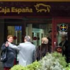 Caja España no quiere perder terreno frente a sus competidores en el terreno hipotecario