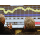 Aspecto de la Bolsa de Madrid, con el IBEX cayendo, en una imagen de diciembre del 2014.