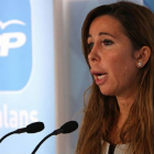 Alicia Sánchez-Camacho llama "cuarteto de la chancleta" a los partidos convocantes de la consulta.