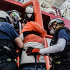 El barco de rescate Ocean Viking, de la organización humanitaria SOS Méditerranée y el único que opera en estos momentos en el Mediterráneo Central, ha realizado en las últimas horas varias operaciones de salvamento. EFE|SOS MEDITERRANEÉ|FLAVIO GASPERI