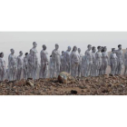 Los voluntarios que han posado para el conocido fotógrafo Spencer Tunick. ABIR SULTAN