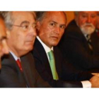 Lucas Hernández y Evaristo del Canto, en una imagen de archivo durante la celebración de un Consejo.