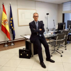 El nuevo ministro de Cultura y Deporte, José Guirao, en su despacho.