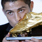Cristiano Ronaldo, con su bota de oro.