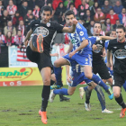 La defensa del Lugo se mostró contundente ante el ataque de la Deportiva Ponferradina.
