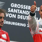 Fernando Alonso y Hamilton comparten podio en el Gran Premio de Nürburgring.