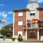 El Ayuntamiento de Cubillos, en una imagen de archivo.