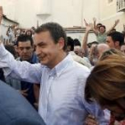 Zapatero, acompañado por la candidata a Orihuela, Antonia Moreno