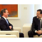 El presidente del Gobierno, Mariano Rajoy, y el Primer Ministro Britanico, David Cameron, durante el encuentro que mantuvieron el pasado mes de abril en el Palacio de la Moncloa.