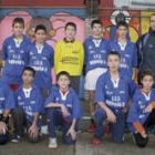 Formación de los equipos infantiles del Eras B, foto superior, y Ordoño II