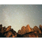Lluvia de estrellas sobre Montserrat, en una imagen de archivo.