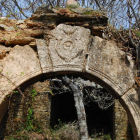 Arco en la ermita de Robledo de Omaña. DL