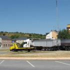 Terrenos junto a la N-VI donde se construirá la futura estación de autobuses de Bembibre.