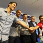 Nino, Yuri, José Fernández, Alfonso Rodríguez y Mackay, durante la presentación de ayer.
