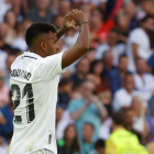 El delantero del Real Madrid Rodrygo celebra el gol de la victoria. JUAN CARLOS HIDALGO
