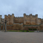 Imagen de la parte norte y este del castillo coyantino. MEDINA