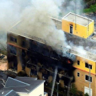 El presunto responEdificio que alberga la empresa Kioto Animation, ubicada en Kioto, fue incendiado de forma intencionada.