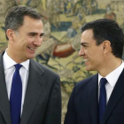 El Rey recibe al socialista Pedro Sánchez en la ronda de conversaciones sobre la investidura.