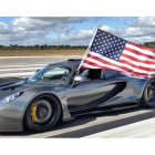 Hennessey Venom GT llega a los 435,13 Km/h.