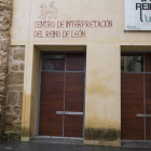 Letrero del Centro de Interpretación del Reino de León. F. Otero Perandones.