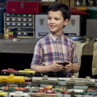Ian Armitage es Sheldon Cooper de niño en El joven Sheldon.