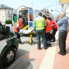 Una uvi móvil trasladó al herido al hospital del Bierzo