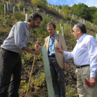 Guillermo Palomero, de la FOP, y Borja Baselga y Rafael Hurtado, de la Fundación Banco Santander.