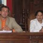 Nicanor Sen y Javier Arias en el pleno del debate de la depuradora