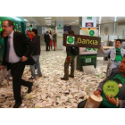 Ocupación en una oficina de Bankia en Barcelona.