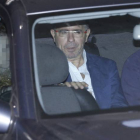 El exsecretario general del PP de Madrid, Francisco Granados, a su salida, del juzgado de instrucción número 2 de Majadahonda tras declarar ante el juez después de presentar una solicitud de 'habeas corpus'