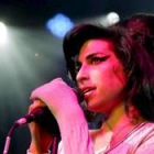 Fotografía de archivo de la cantante británica Amy Winehouse, gran triunfadora de los Grammy