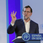 Rajoy intervino ayer en un acto de su partido en Zaragoza. J. BELVER