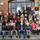 Grupo de antiguos hospicianos y educadores en el último encuentro anual.