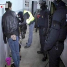 Imagen del momento de las detenciones.