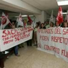 Trabajadores del Sacyl, protestan por sus condiciones de trabajo, en una imagen de archivo