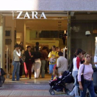 La tienda de Zara está ubicada en la céntrica avenida Camino de Santiago de Ponferrada.