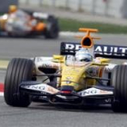 Imagen del nuevo Fórmula 1 de Fernando Alonso con Renault en el circuito de Montmeló