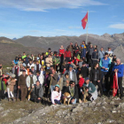 Casi doscientas personas ascendieron al mirador, a 1.500 metros de altitud, para apreciar toda la belleza del valle.