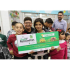 Los escolares recibieron el premio del mes de noviembre. DE LA MATA