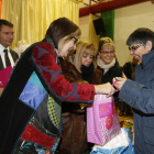 Isabel Carrasco visita a los residentes del centro Nuestra Señora del Valle.