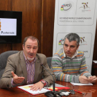 Aníbal Merayo y Santiago Macías, ayer en el Ayuntamiento.