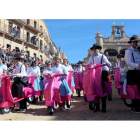 Desfile de disfraces callejeros del Carnaval del Toro de Ciudad Rodrigo. REBECA JEREZ
