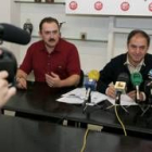 Juan Francisco Lechuga y Arturo Fernández, durante la rueda de prensa celebrada ayer en UGT