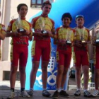 Los triunfadores del Club Ciclista León en Medina del Campo.