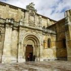 El 'rebaje' del atrio permitirá efectuar una gran excavación en la explanada de la fachada principal