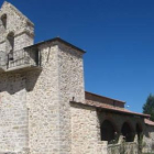 La Iglesia de Llanos de Alba ha sido restaurada por las administraciones y la junta vecinal.