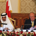 El rey Juan Carlos, junto al rey de Bahréin.