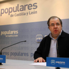 Juan Vicente Herrera comparece en rueda de prensa tras conocer el resultado electoral.