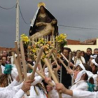 Efectiva intercesión: un instante de la procesión, antes de que comenzara a llover